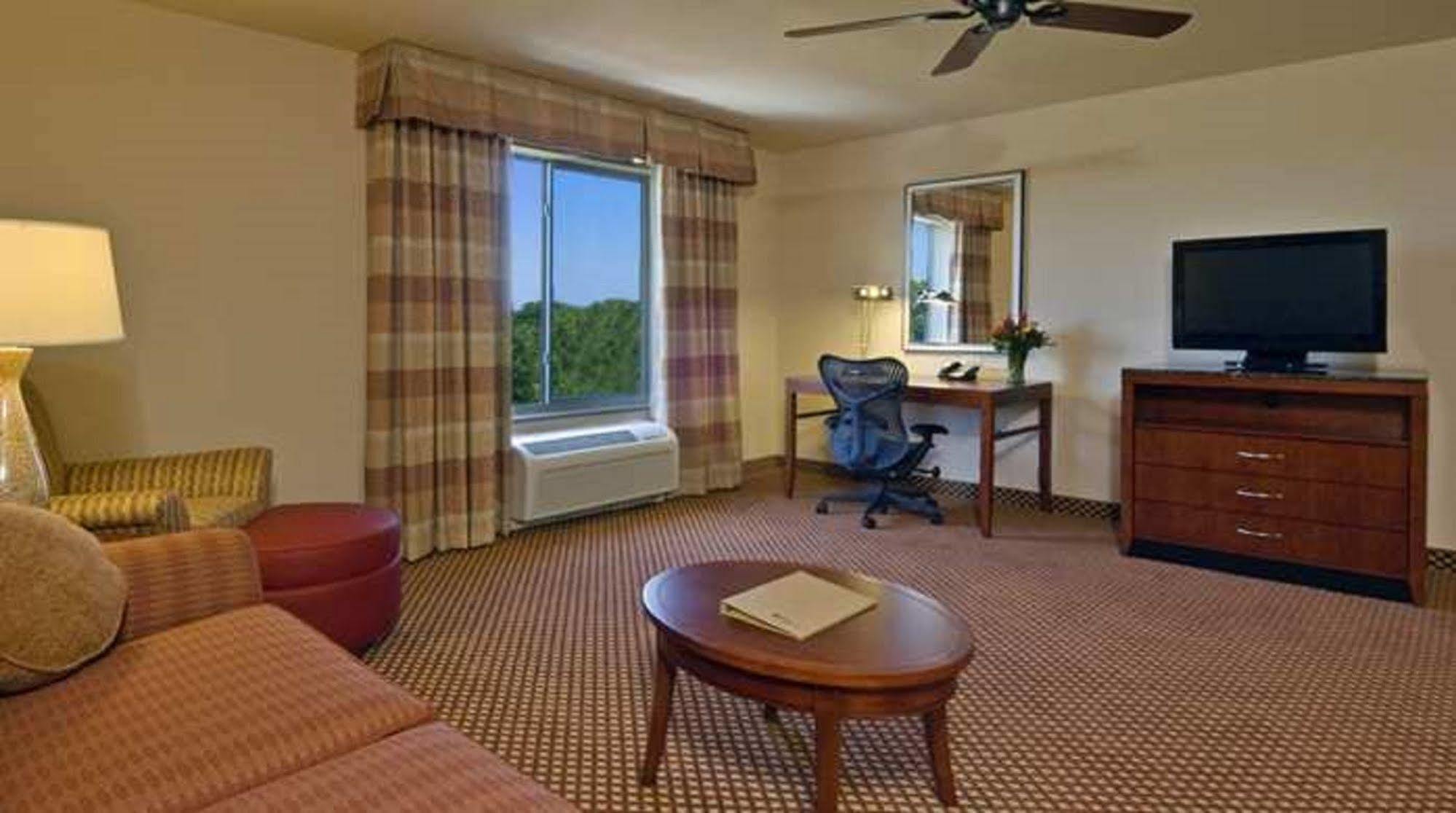 Hilton Garden Inn Lake Forest Mettawa Εξωτερικό φωτογραφία
